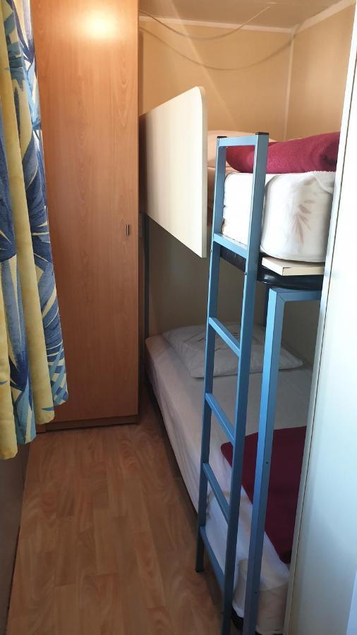 Camping Le Pre Cathare Lavelanet Exterior foto